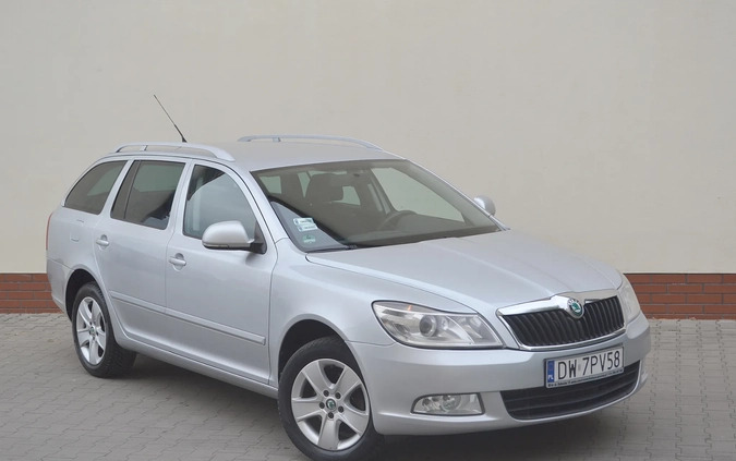 Skoda Octavia cena 17900 przebieg: 374800, rok produkcji 2011 z Gołańcz małe 277